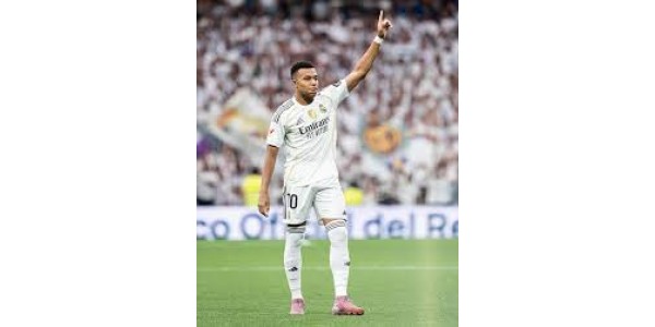 Mbappé blijft stevig aan de top.